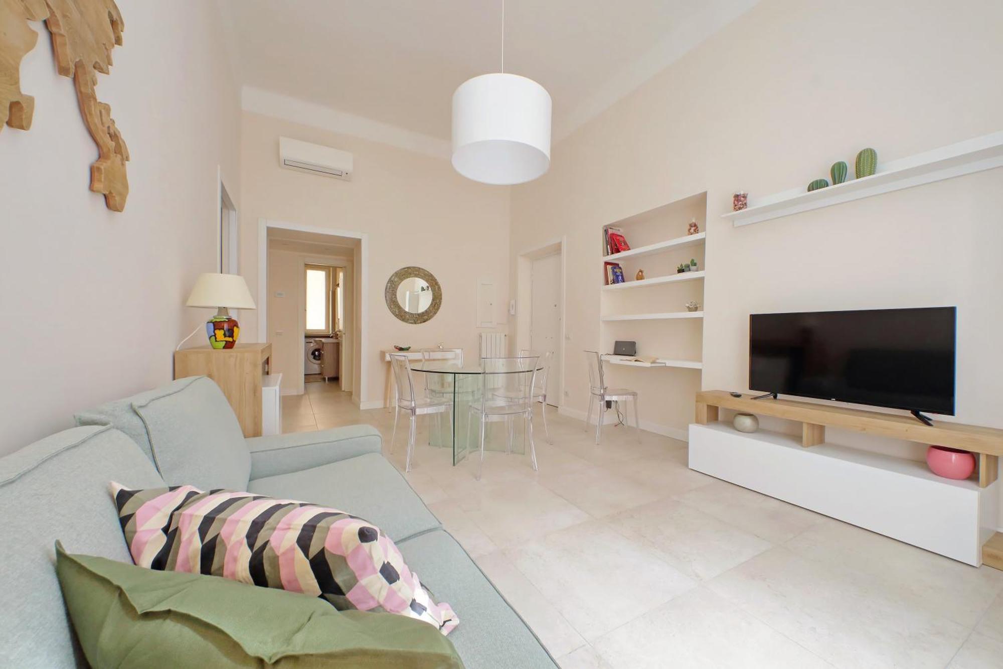 Appartamento Balconcino Romantico A Via Aosta Roma